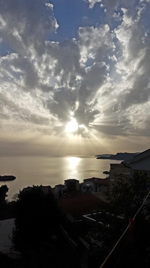 Apartmani Famelja Jovanovic Sveti Stefan Exterior foto